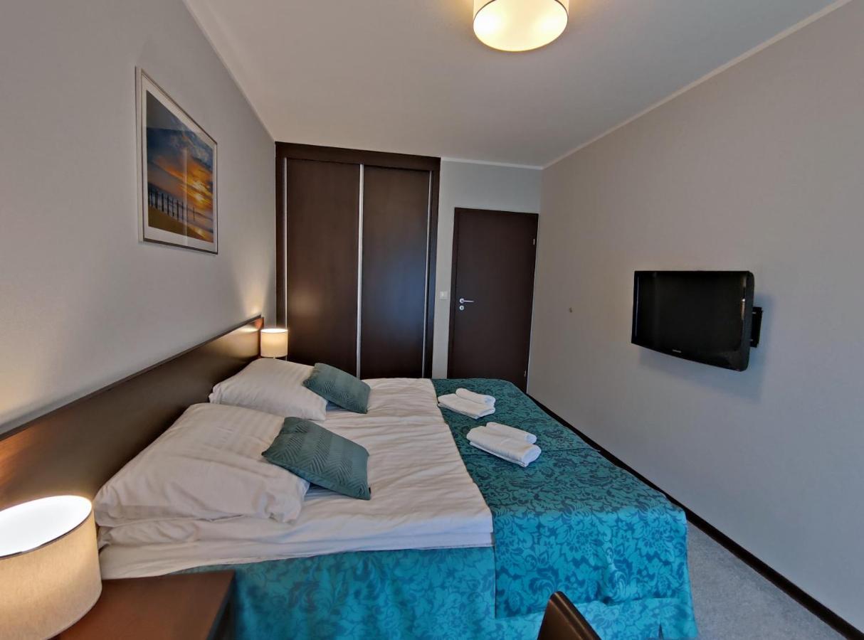 Apartament Przy Hotelu Aquarius Колобжег Екстер'єр фото