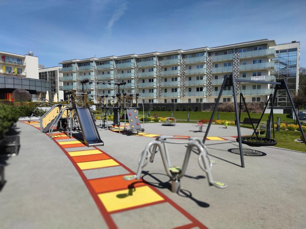 Apartament Przy Hotelu Aquarius Колобжег Екстер'єр фото